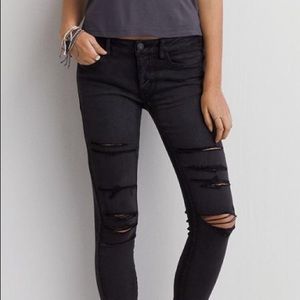 American Eagle Black Low-Rise Ripped Jeggings